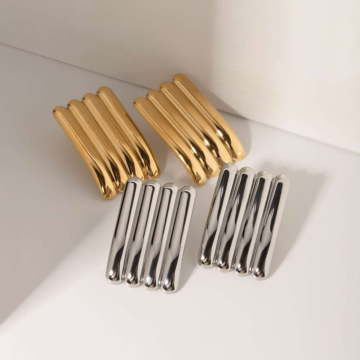 Women's High-grade 18K Gold Stainless Steel Striped Earrings