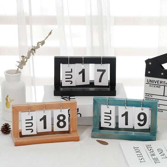 Wooden Flip Countdown Small Desk Calendar