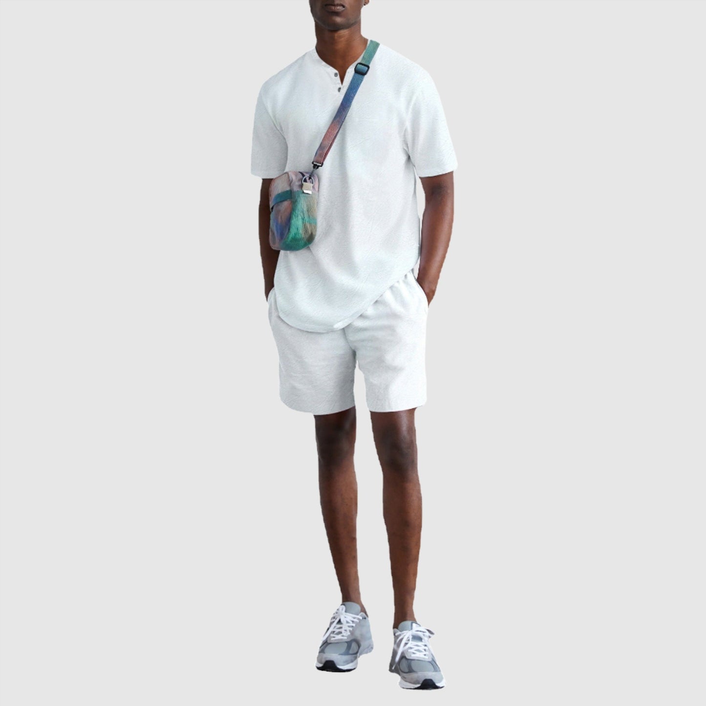 Herren-Outfit-Set mit kurzärmligem T-Shirt und Shorts aus Baumwollimitat und Leinen
