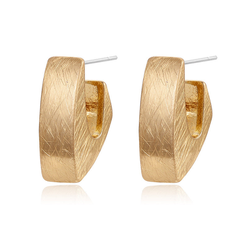 Women's Narrow Matte Scratched Effect Earrings